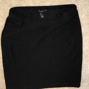 Black Forever 21 pencil skirt